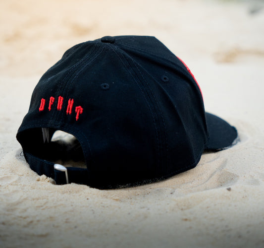 RED PLATED BLACK TRUCKER CAP